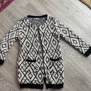 Solitaire Black and White Knit Cardigan
